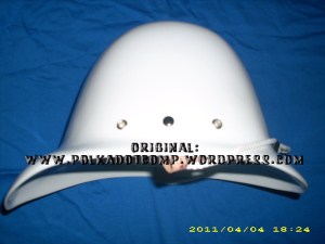 Topi onthel/ polkah model serdadu Inggris warna putih 